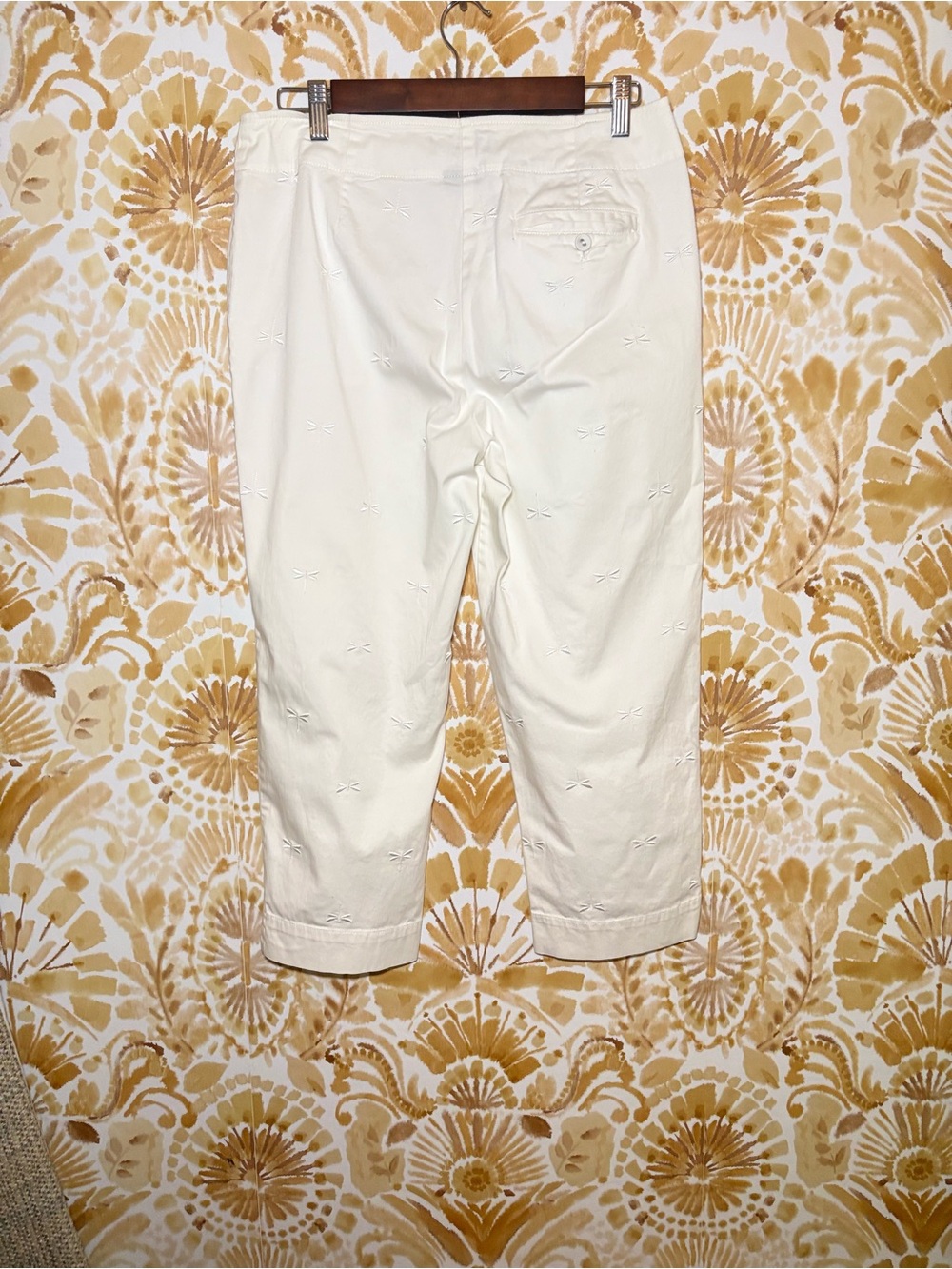 Talbots White Dragonfly Embroidered Capris | Coastal Preppy Crop Pants - Picture 5 of 11